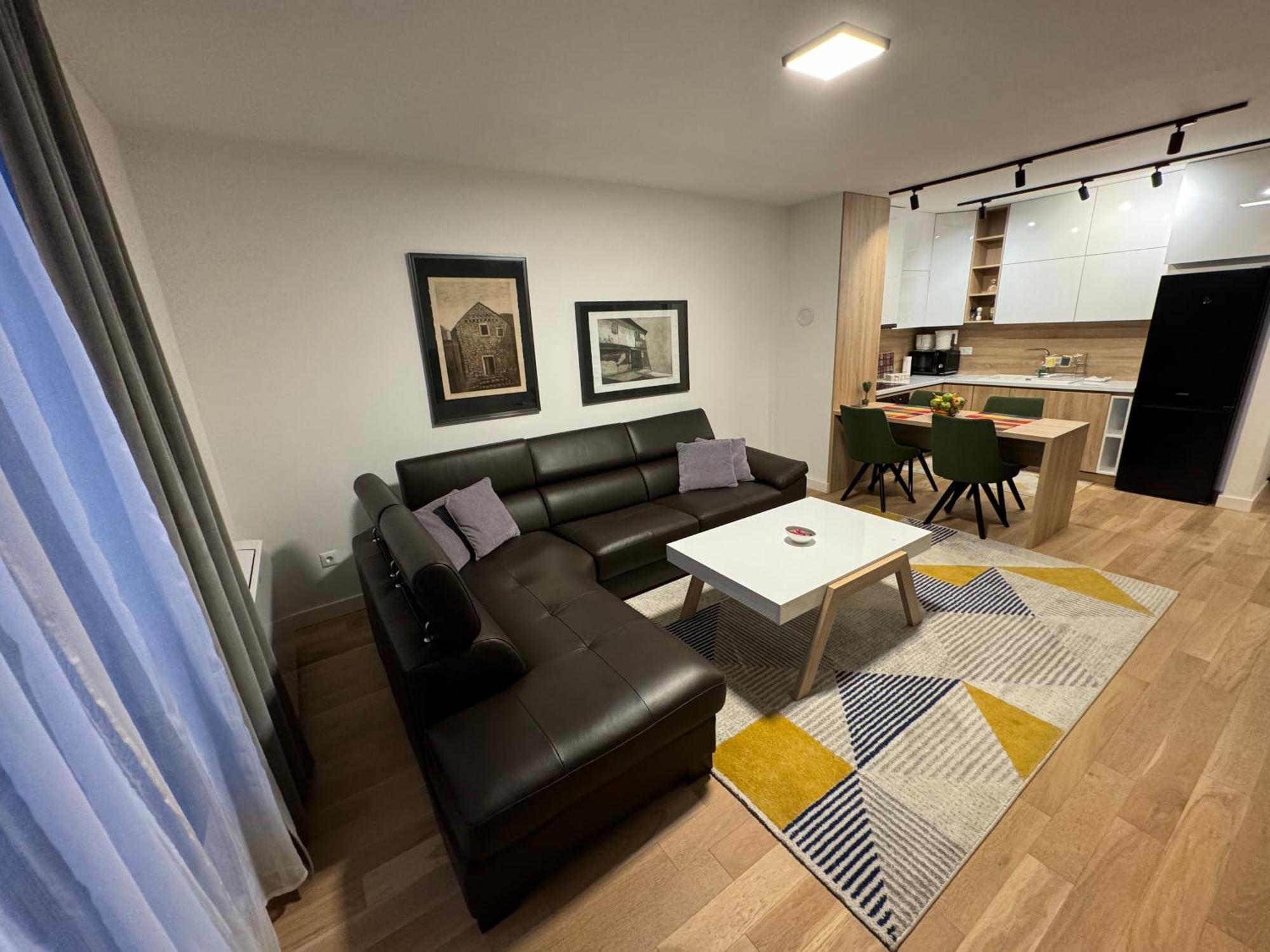 Cadordzina Apartment Free Parking Old Town サラエヴォ エクステリア 写真